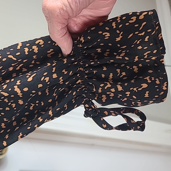 Shein Cropped Tie Front Peplum Blouse - Picture 5 of 13